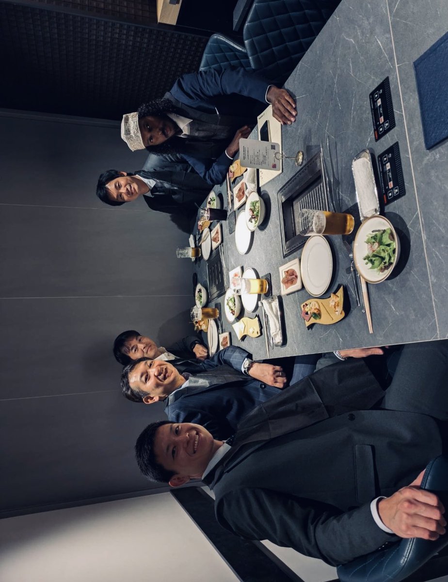 SultanKhalif9's tweet photo. Private room dinners and Elite Omotenashi in Ginza. Moving from formal protocol to genuine Honne within the Koshitsu, we mapped out the next 20 years and the total industrialization of my Nation. We’re building the Future. We’re building a Legacy. #1927 #33 #Puntland https://t.co/IQ3ZaDMCPb
