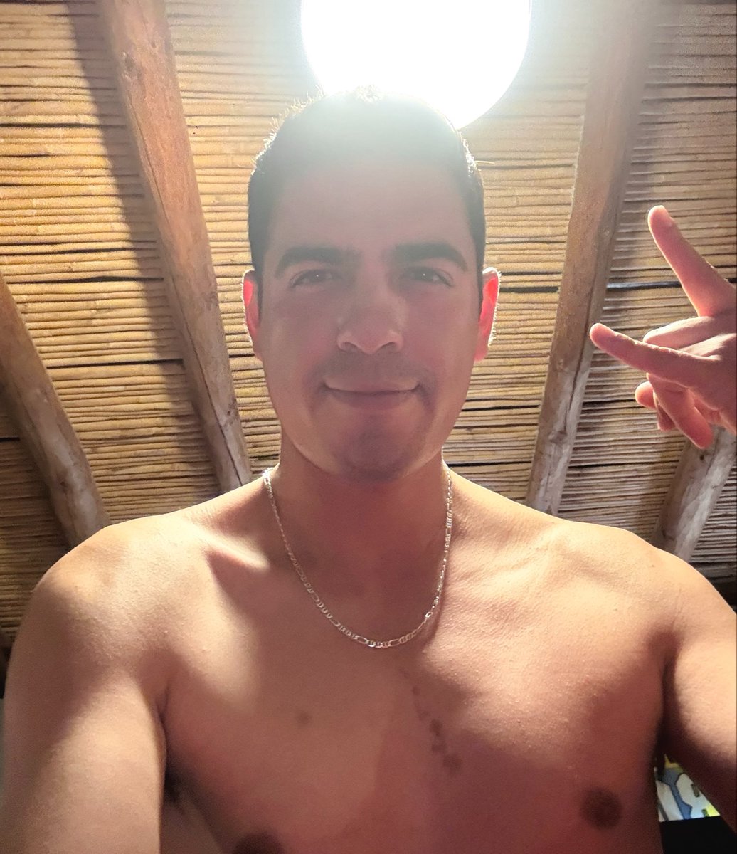 Charlie el Regio 💘 tweet media