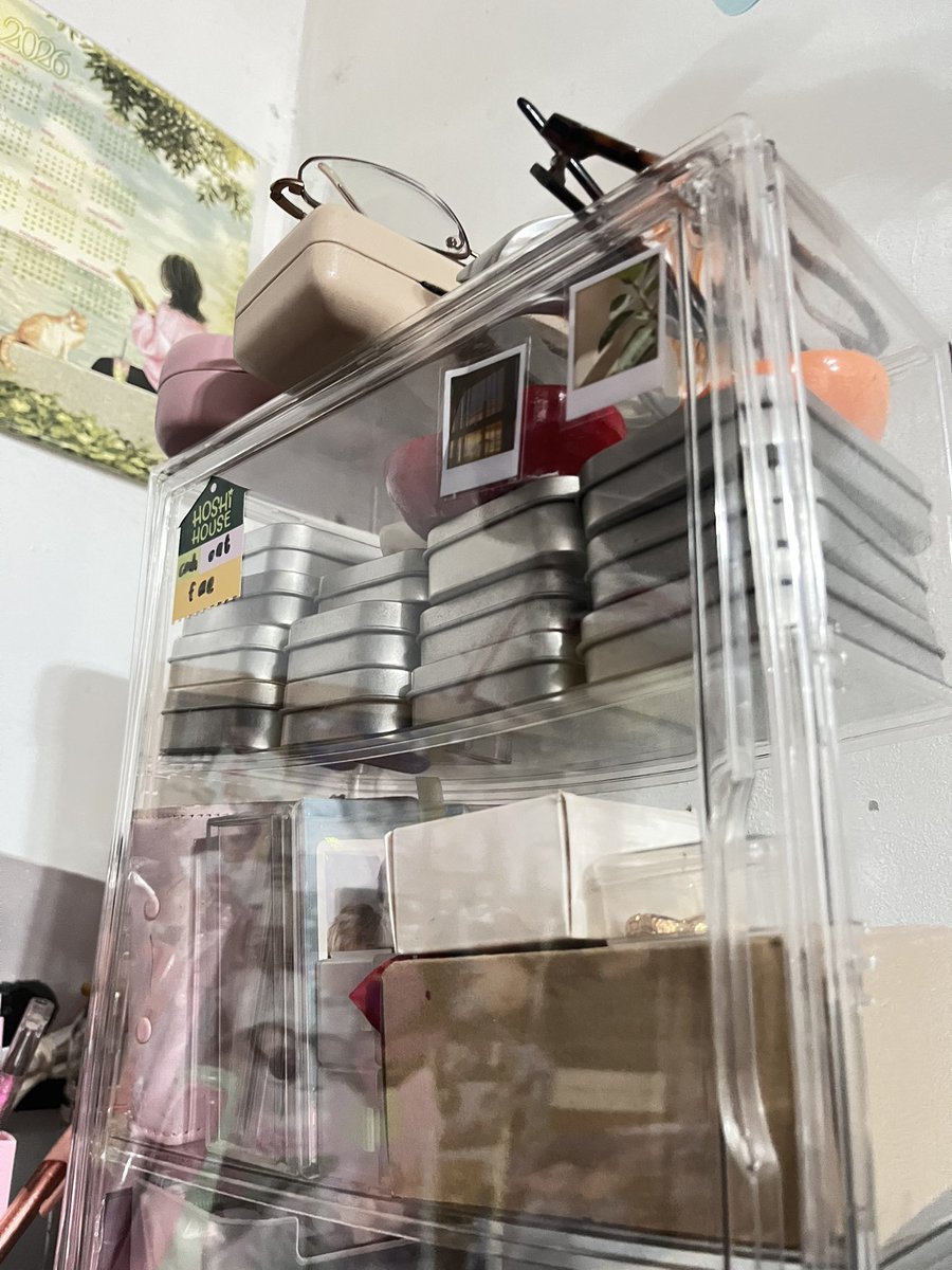 faerynanaa's tweet image. all that tin case for #what