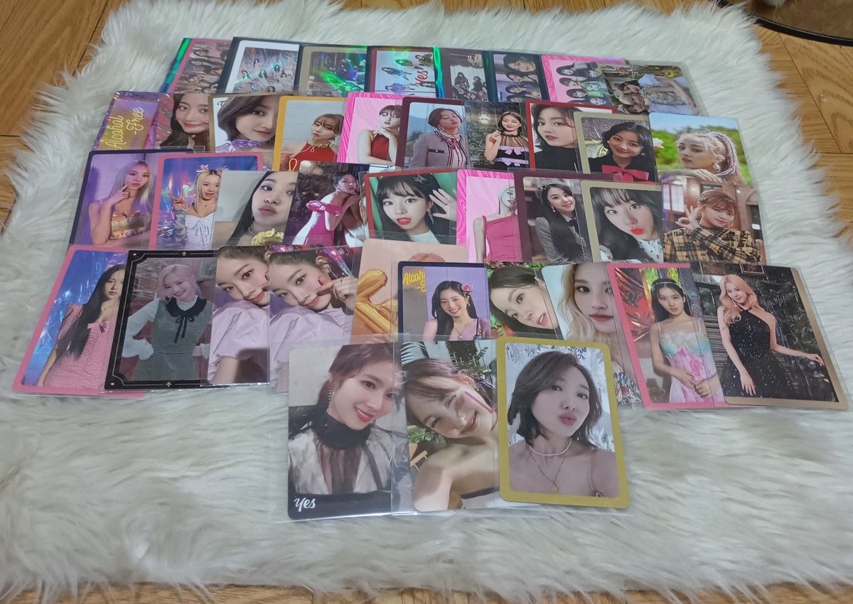 𝐂𝐚𝐫𝐥𝐞𝐧𝐞 🍒 tweet media