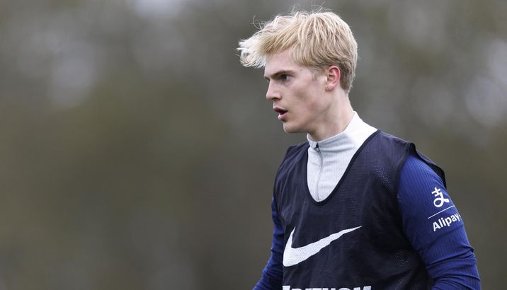 ChrisCowlin's tweet photo. Lucas Bergvall on the current situation at Tottenham...

“It was a great feeling seeing everybody together (pre-Forest).
"Sadly, the game didn’t go our way, but just seeing the fans fully behind us was unbelievable.
“Keep doing that and keep going now until the end. It is such a great feeling seeing our fans still backing us like that and seeing that everybody's still going to the game even though we’ve had a poor season up to this point. We loved it a lot.
“We are going to keep going until the very end. Even though it has been a really tough season, there are still six games left, and we just need to go out there and give everything.
“There have also been lots of conversations with the players to get a better view of each other and how we can turn it around, because we are focused on the task ahead.
“I know we can win them, and I know we can turn this around. I also know our supporters will do everything to give us an extra edge, too. We are one, let’s fight together.”

#COYS #THFC