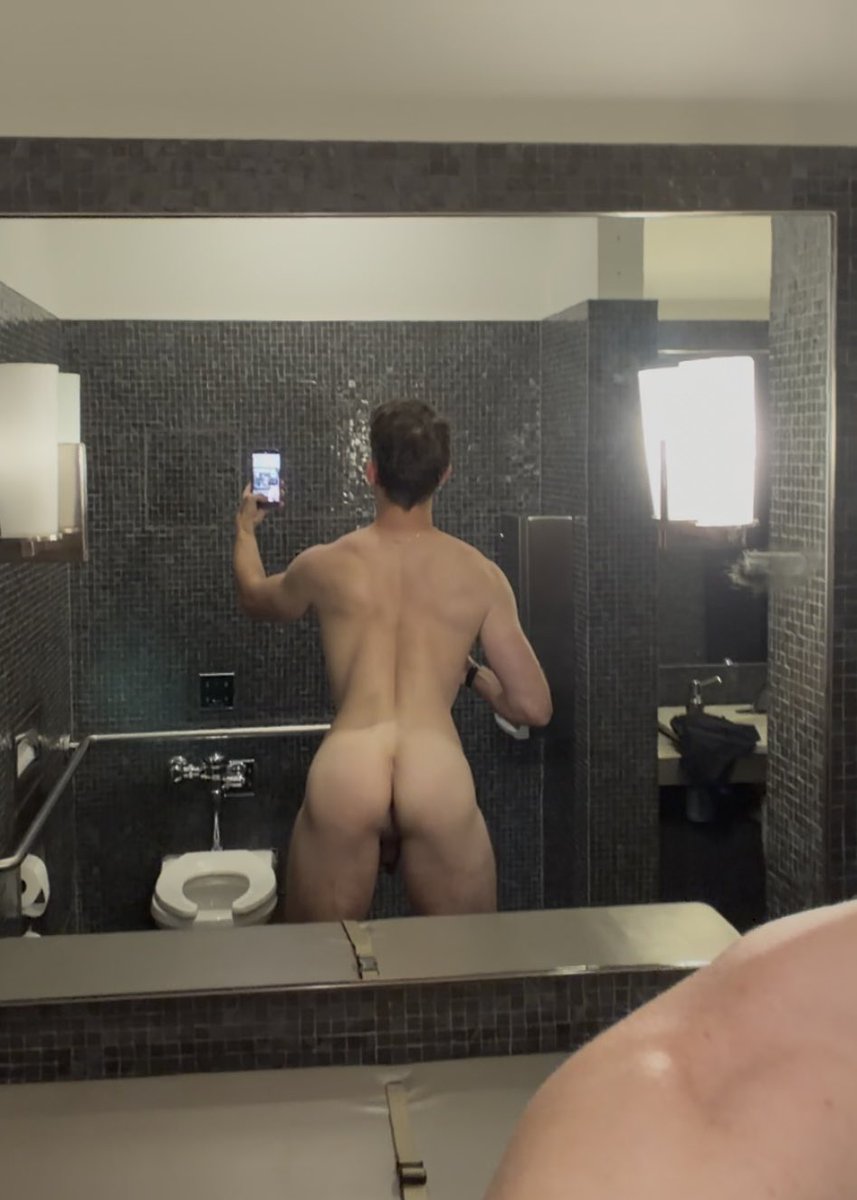 thatclosefriend tweet media
