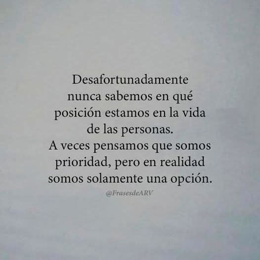 INDIRECTAS (@textodramatico) on Twitter photo 