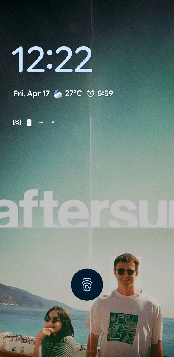 concordeimy's tweet photo. Coworker asked if the guy on my lock screen was my boyfriend https://t.co/YKorOkgzDA