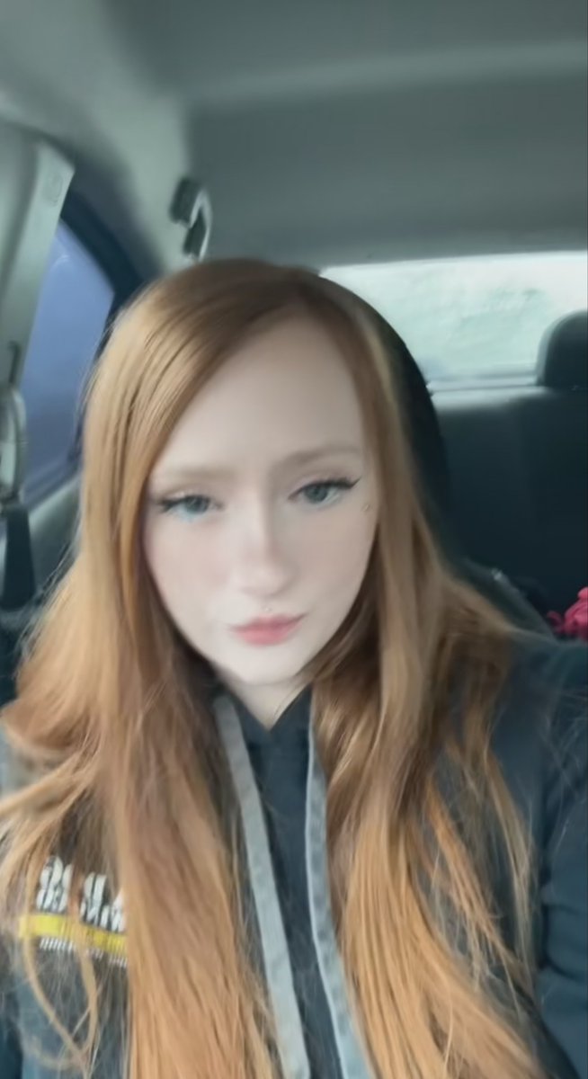 Zoe Anna tweet media