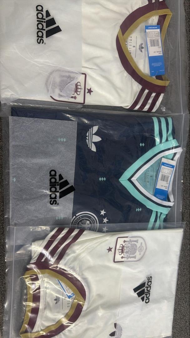 Football Home Shop tweet media