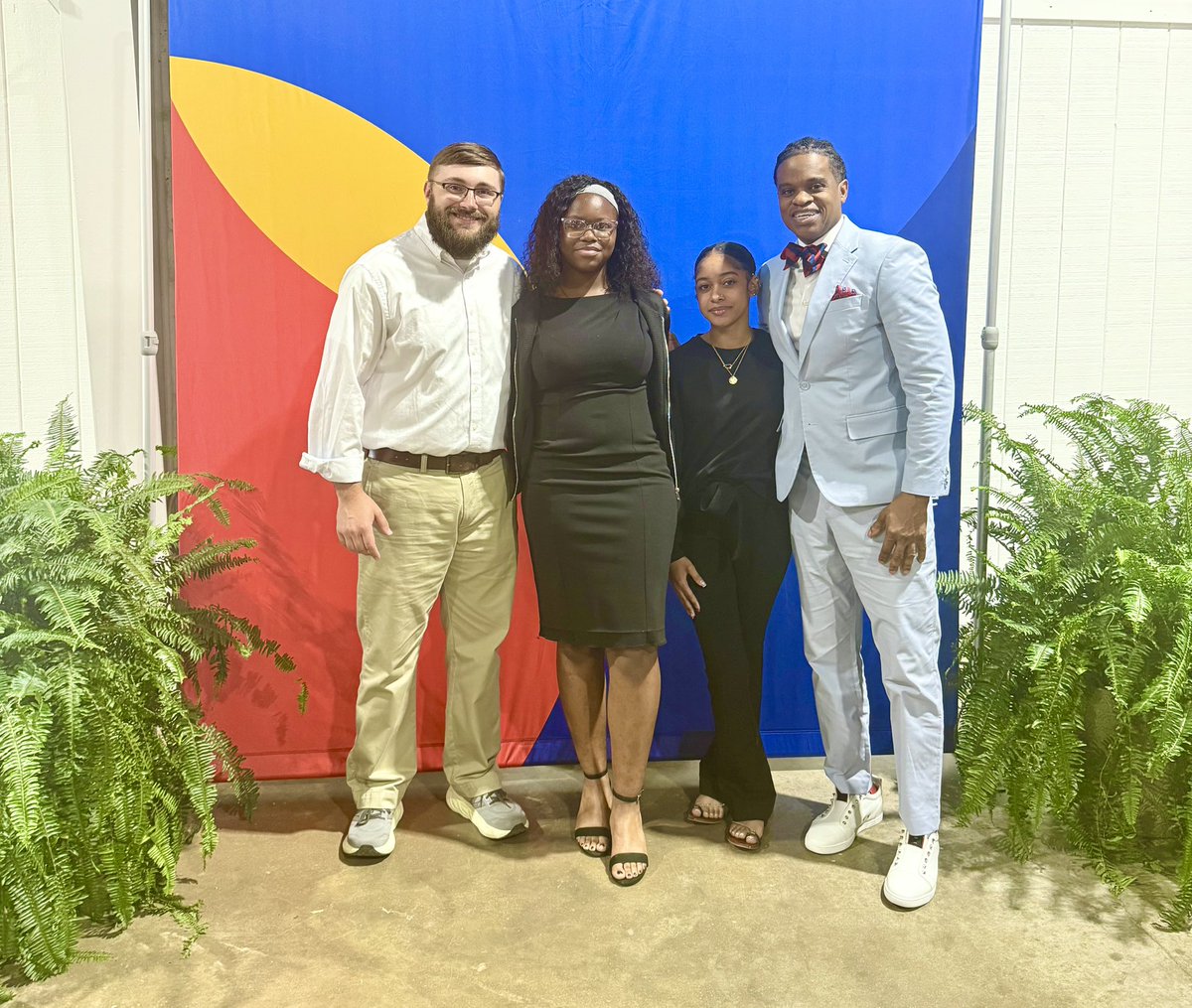 suptking's tweet image. 🎓✨ Our culinary team crushed the desserts 🍰 and the ag department provided the beautiful plants! 🌱🍴 Proud of all the hard work! #StudentSuccess #CTE #CulinaryArts #AgEducation

Board Members Present:
• Chairman: Harvey Walden
• Vice Chairman: Jason Compton
• Chair Pro