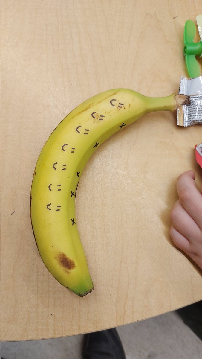 J4Ystewart's tweet image. While I was on lunch duty yesterday, I couldn't help but notice a parent's note to their child! 😊❤️
#parents #students #school #lovenotes