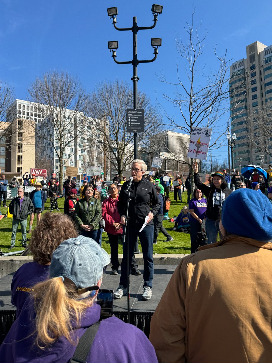 Tina Kotek tweet media