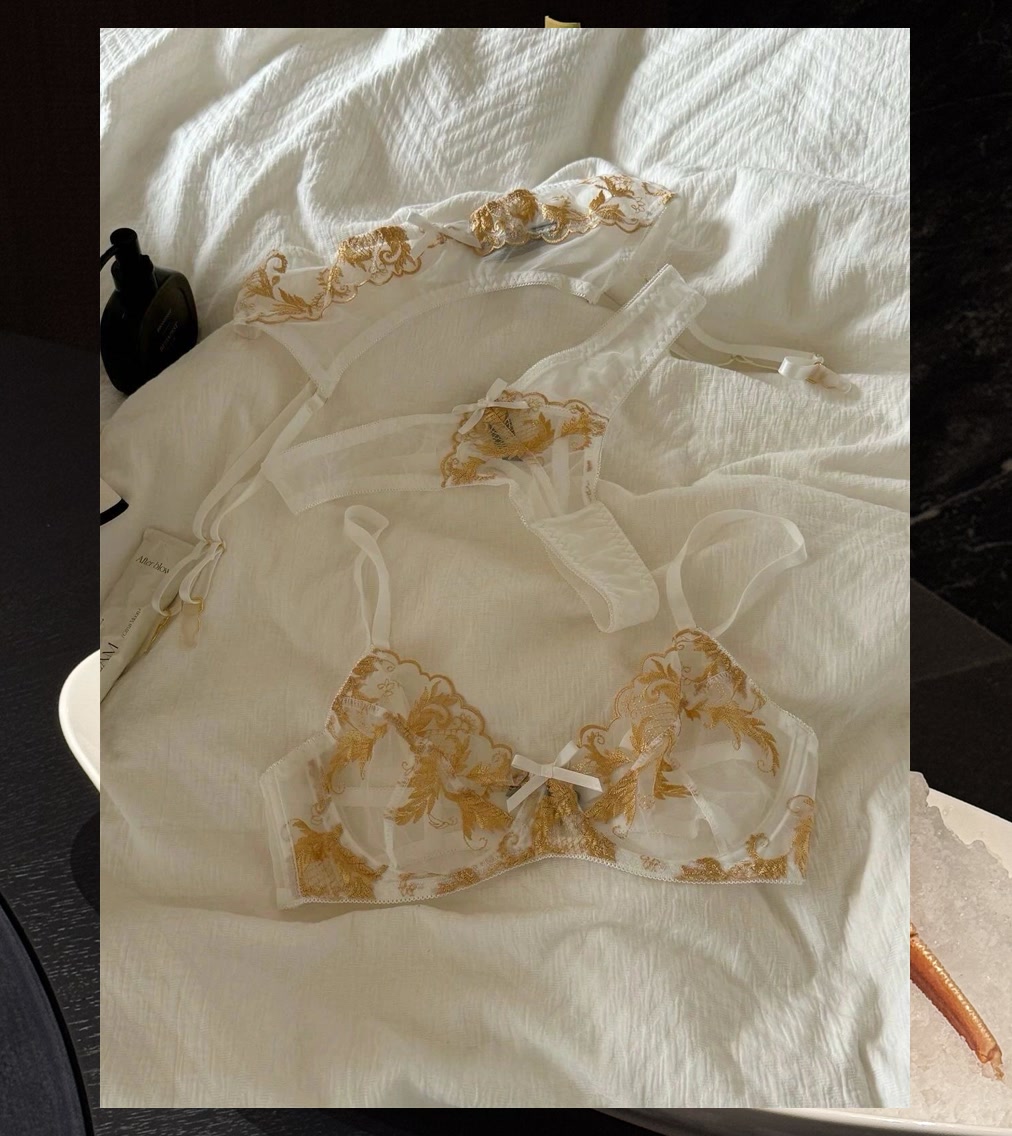 Mike Nelson tweet media