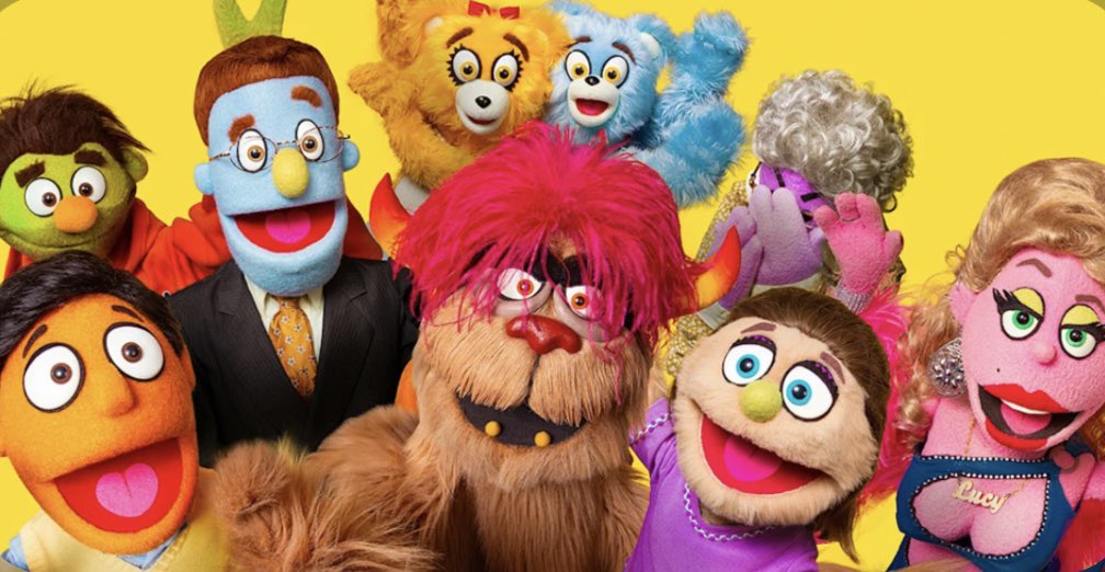MANCTHEATRICAL's tweet photo. 20 years since @MANCTHEATRICAL had a hug from those mischievous #FUZZBALLS Cannot wait to step on the @avenueqonstage YELLOW CARPET & get a long overdue hug from TREKKIE MONSTER, LUCY T SLUT, PRINCETON, ROD, NICKY, KATE, BAD IDEA BEARS, GARY, CHRISTMAS EVE…even MRS THISTLETWAT! https://t.co/i9p5BxLhDi
