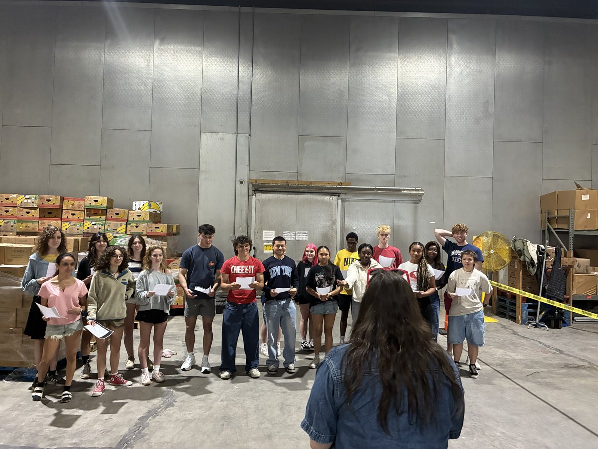 ALIVE4AlexVA's tweet photo. Thank you, Thursday! 💚

This week, ALIVE! was proud to receive a full truckload of food from The Church of Jesus Christ of Latter-day Saints as part of a nationwide initiative honoring the 250th birthday of the United States. https://t.co/Ckzt0v590V