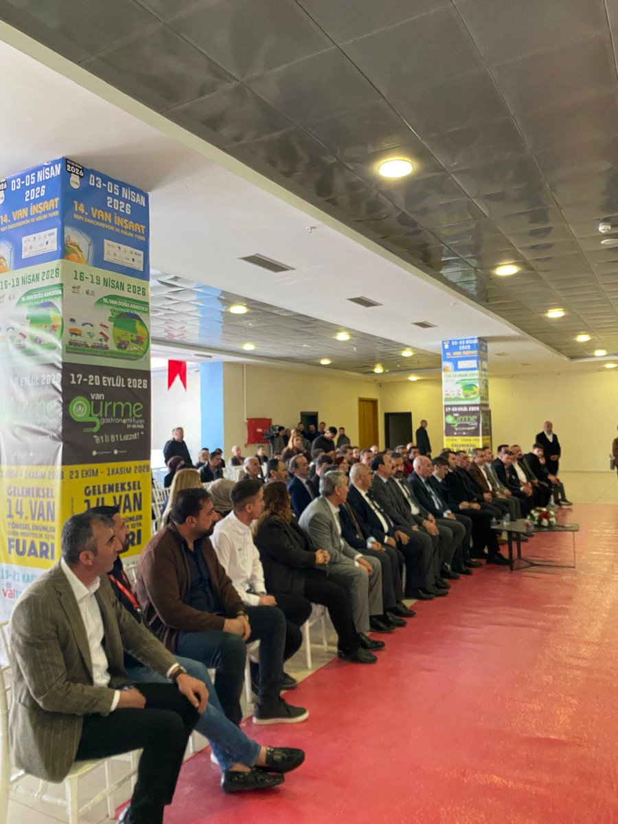zmo_van's tweet photo. Van ZMO 16. Van Doğu Anadolu Tarım, Hayvancılık ve Gıda fuarındayız. Herkesi ZMO'nun standına bekliyoruz. https://t.co/d8hrhQ711l