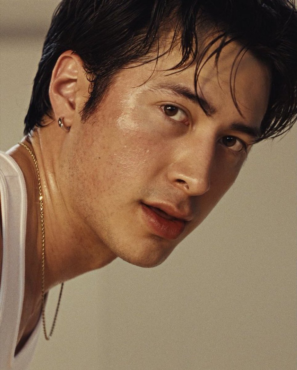 ari 🦆 | ᴴᴼᴸᴸᴬᴺᴼⱽ tweet media