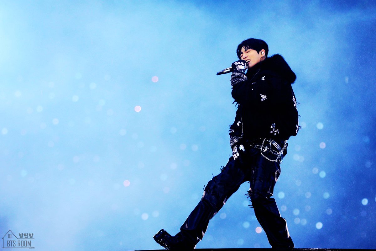 BTS Room 방탄방 防彈房 tweet media