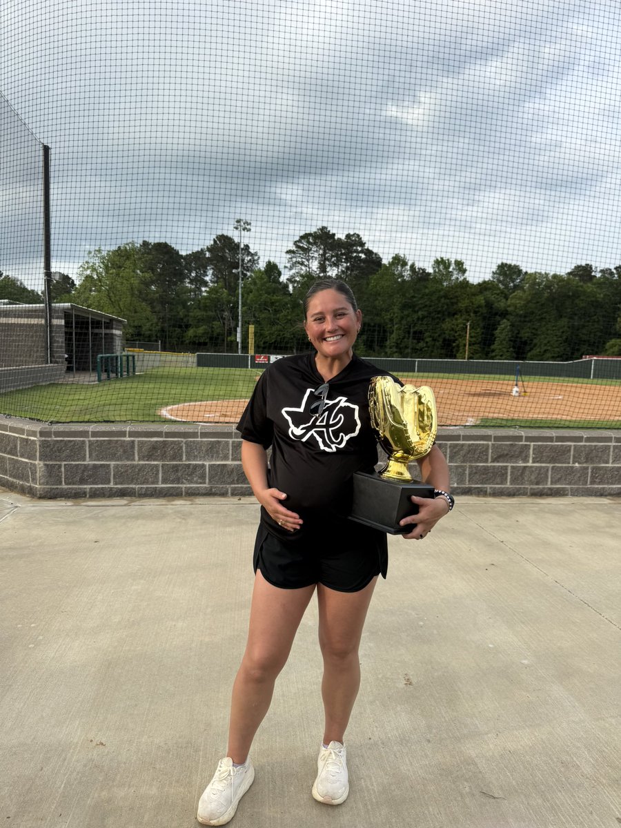 KaylaTrekell15's tweet photo. District Champions🏆💛
100% practice attendance since January 9th… you can’t cheat the grind!! Love these kids and how hard they work every single day. https://t.co/hHzbwn4HTZ