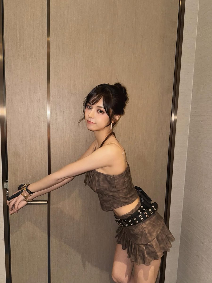 Salacious Sabina tweet media