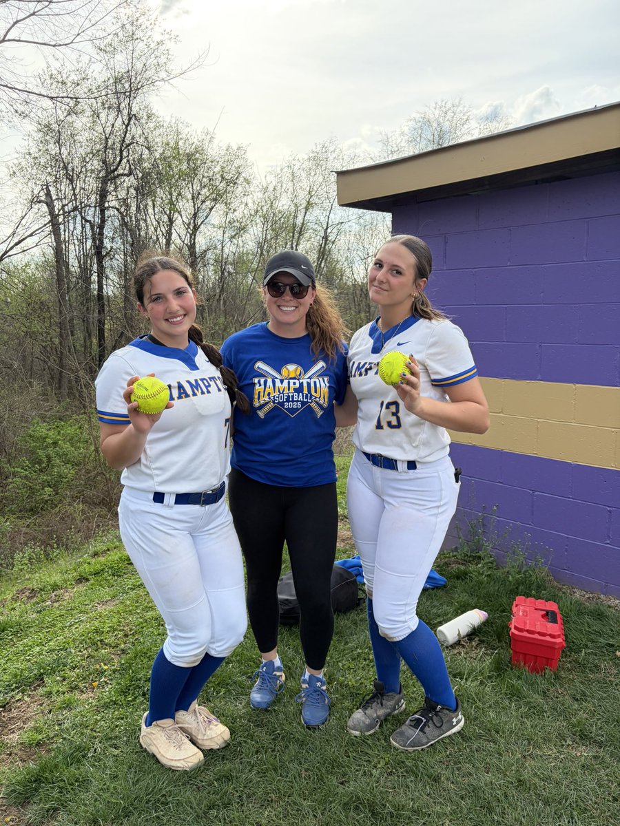 AddiHanna2027's tweet photo. Great day at the plate with @jfritsch2029 💣🥎 both of us getting our first HRs of the season!!

Big thanks to Coach Kate @Homepl8Training for all the lessons, time, and everything she’s taught us—definitely paying off 💪📈 https://t.co/BFJf1WoXSB