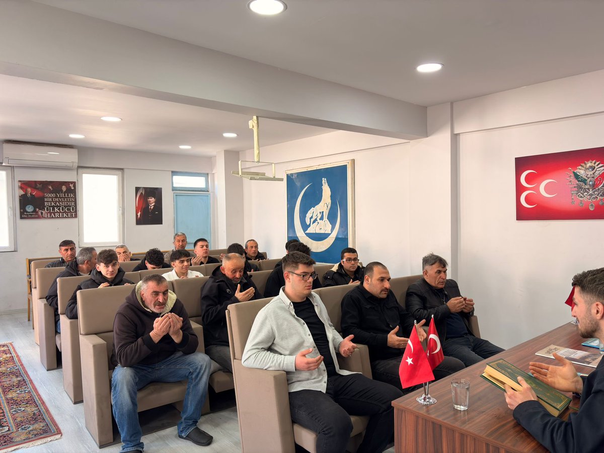 KaanEmreTozar's tweet photo. ✍️ Ülkü Ocakları Kağıthane İlçe Başkanlığı olarak, ilk şehidimiz Ruhi Kılıçkıran’dan son şehidimiz Fırat Yılmaz Çakıroğlu’na dek tüm şehitlerimizin aziz ruhları için Kuran’ı Kerim tilaveti programımızı gerçekleştirdik.

📌 Rabbimden edilen duaların kabulünü niyaz ediyorum.

@ayyildirim1 
@Aalparslandogan