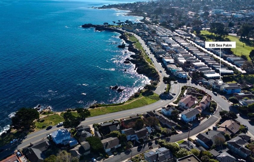 jeffdaviMPHT's tweet photo. 🌊Nestled in one of #PacificGrove’s most coveted neighborhoods, on the iconic Beach Tract, this exceptional home blends thoughtful upgrades, and breathtaking #Monterey Bay views
.
📍 835 SEA PALM AVE
🛏️ 3 Bed+ office / 3 Bath
🛏️ 2,864 sf
🔑 $3,750,000
🔗 https://t.co/hMCTNyLjtO https://t.co/OVgJ3lHdFA