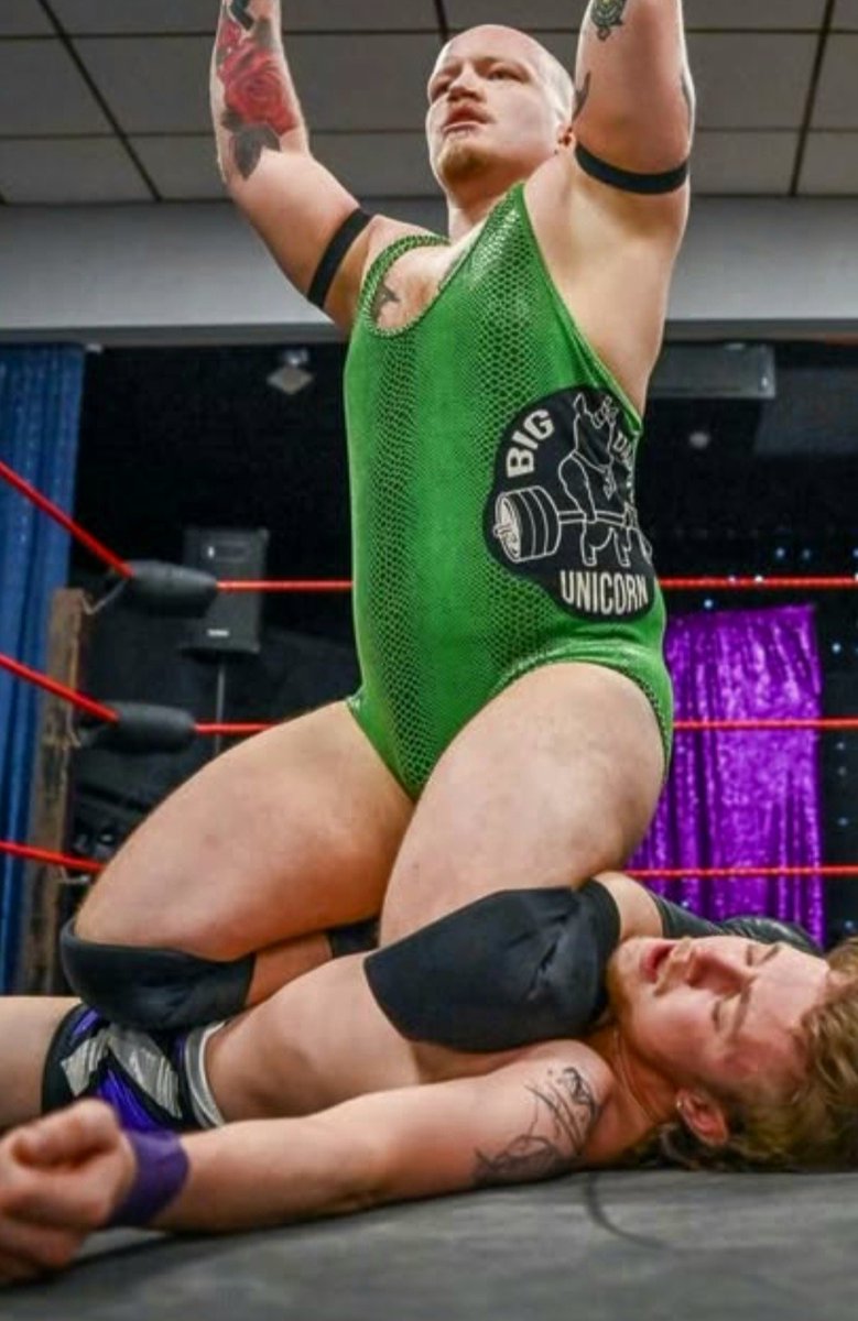 Wresadam tweet media