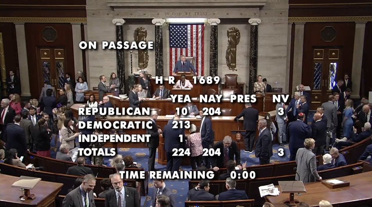 Congresswoman Ayanna Pressley tweet media