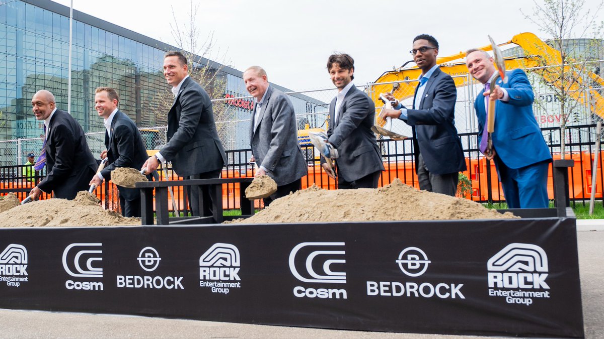 CosmCleveland tweet media