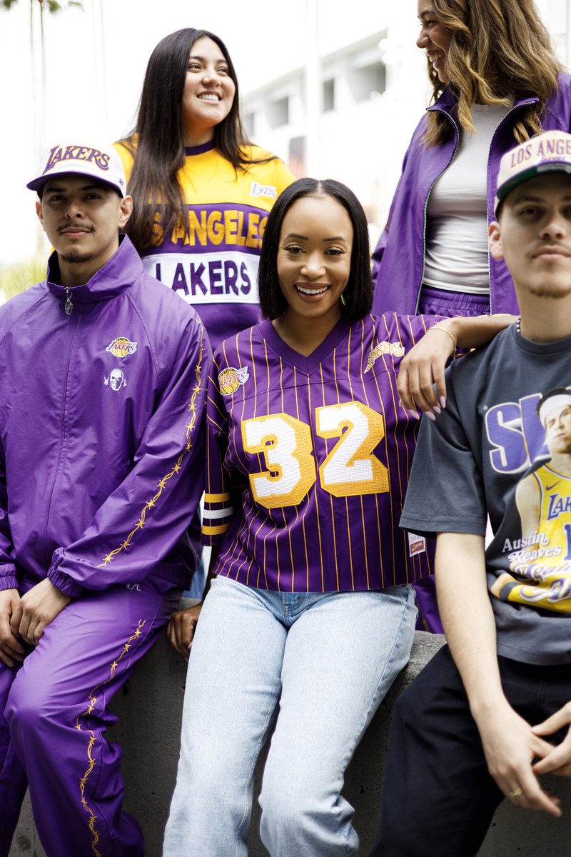 cryptocomarena's tweet image. LAKER NATION 💜💛 Playoff season is here! Shop exclusive merch at @teamlastore @LakersStore 🏀

📍Team LA Store: M-Sun 10AM-6PM

#lakers #teamlastore #basketball