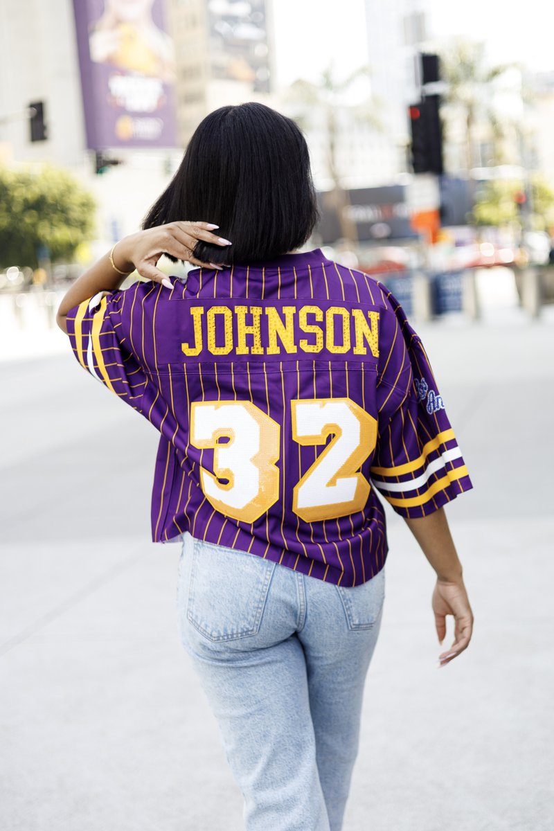 cryptocomarena's tweet image. LAKER NATION 💜💛 Playoff season is here! Shop exclusive merch at @teamlastore @LakersStore 🏀

📍Team LA Store: M-Sun 10AM-6PM

#lakers #teamlastore #basketball