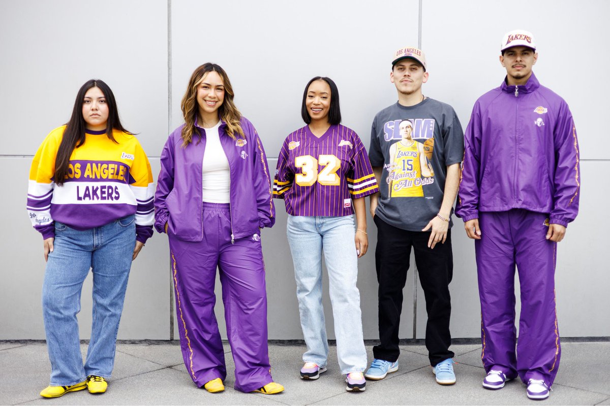 cryptocomarena's tweet image. LAKER NATION 💜💛 Playoff season is here! Shop exclusive merch at @teamlastore @LakersStore 🏀

📍Team LA Store: M-Sun 10AM-6PM

#lakers #teamlastore #basketball