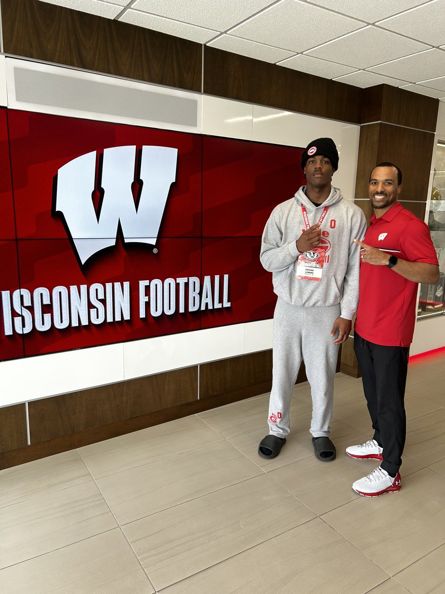 Emiere lemons 4⭐️WR tweet media