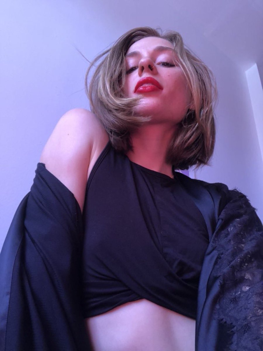 💸❤️Louise Arpine😈🙇‍♀️ tweet media