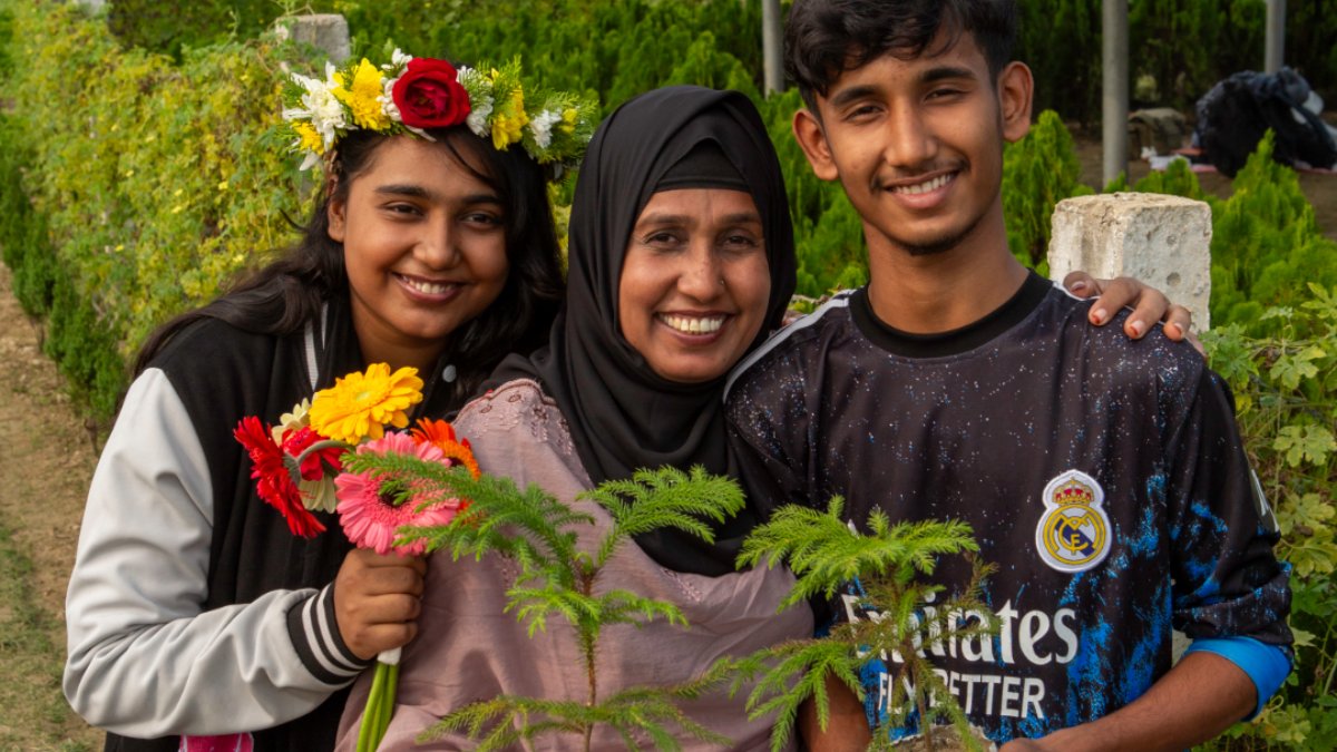 Heifer International tweet media