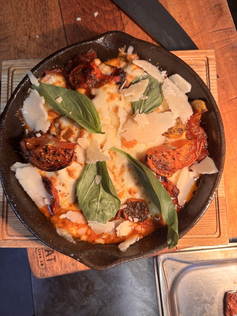 Emelie Bernstrup tweet media