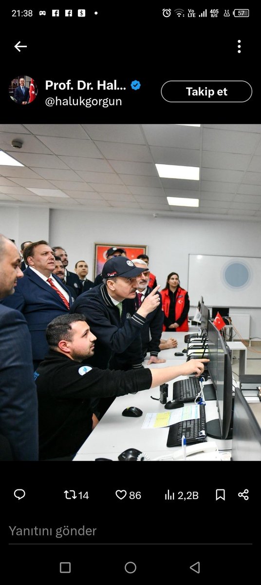 Konsept Piroteknik A.Ş.savunma sanayimiz açısından birçok yerli savunma projesinin temel bileşeni olarak katkı sağlamakta.Yerli ve millî imkânlarla gerçekleştirilen RDX,HMX üretimi sayesinde dışa bağımlılık azaldı. Sn.Berat bey,Sn.Ekrem Bey,Sn.Murat Bey BAŞARDILAR🇹🇷🧿
<a href="/RTErdogan/">Recep Tayyip Erdoğan</a>