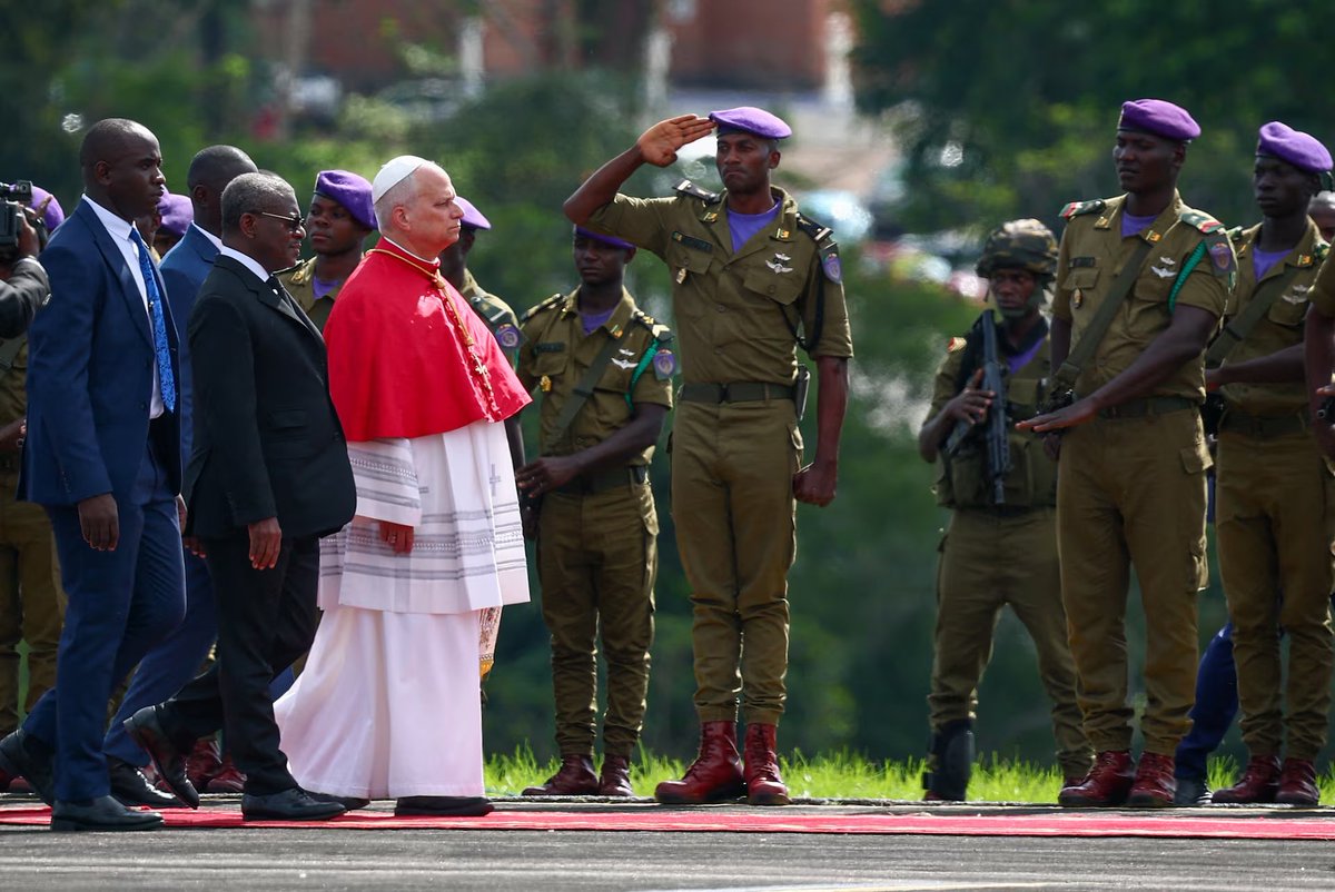 Pope Respecter tweet media