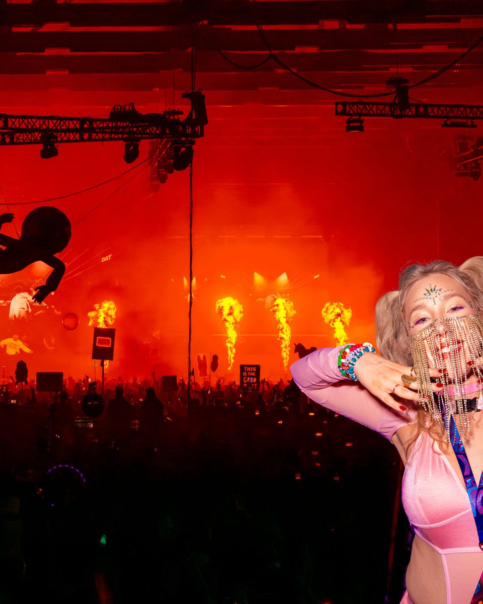 LightsAllNight's tweet photo. caught somewhere between the lasers and the memories ✨ https://t.co/O1vUQIYxbp