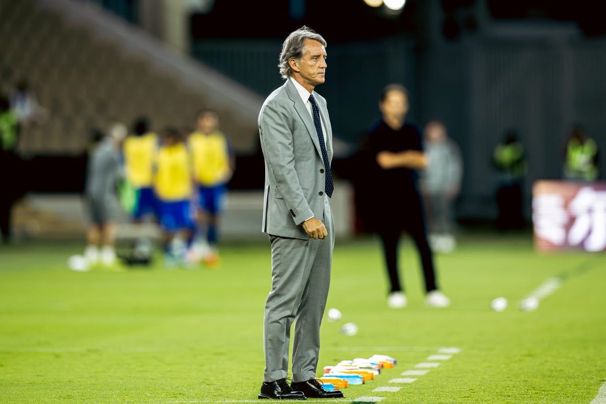 عمرو tweet media