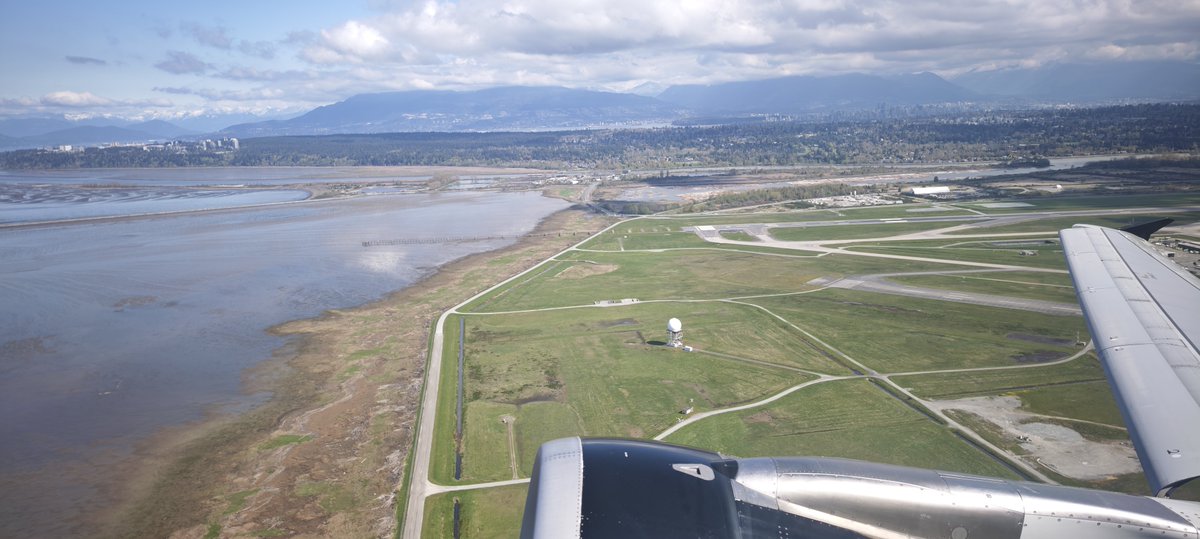 maxhocom's tweet photo. Красивое
#авиация #самолёты  #Ванкувер #БританскаяКолумбия #YVR #CYVR #Airbus #A320 #aerial #аэрофотосъёмка  #Канада #AirCanada #Xiaomi15Ultra https://t.co/qjHFbqnY30