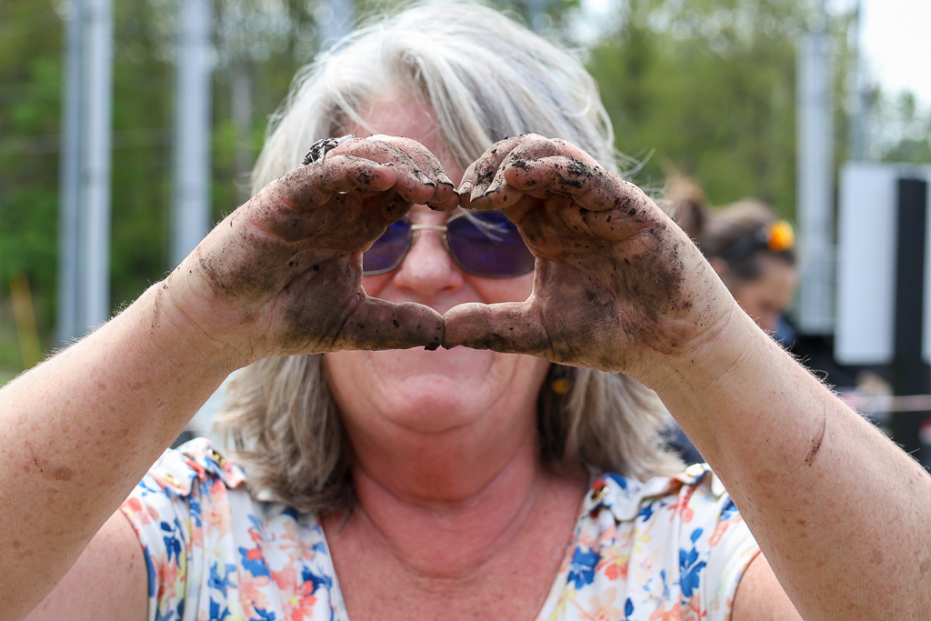 CDE Lightband tweet media