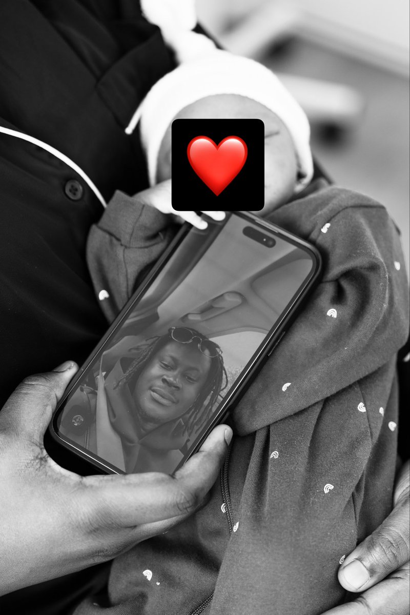 AsHs The Best tweet media