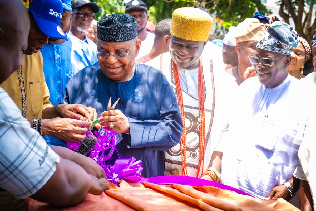 Isolo LCDA tweet media