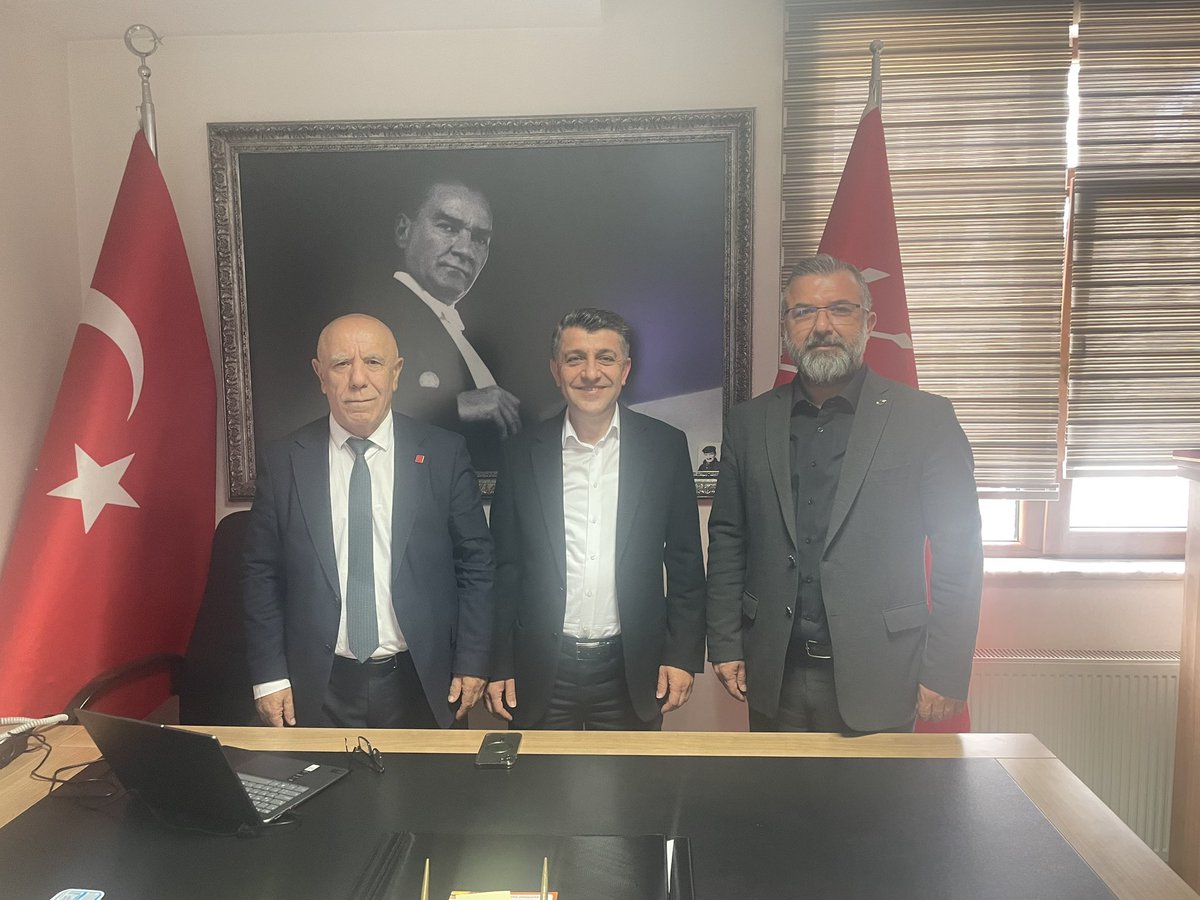 Cumhuriyet Halk Parti’mizin Ankara il Başkanlığı’nı ziyaret ederek İl Sekreterimiz Yüksel Işık, İl Bşk Yrd Özgür Cinalioğlu ve İl Yöneticilerimizle gündemi değerlendirdik
Ülkemizde hukukun evrensel ilkelerinin￼ uygulanması ve yargının bağımsızlığı için var gücümüzle çalışmalıyız