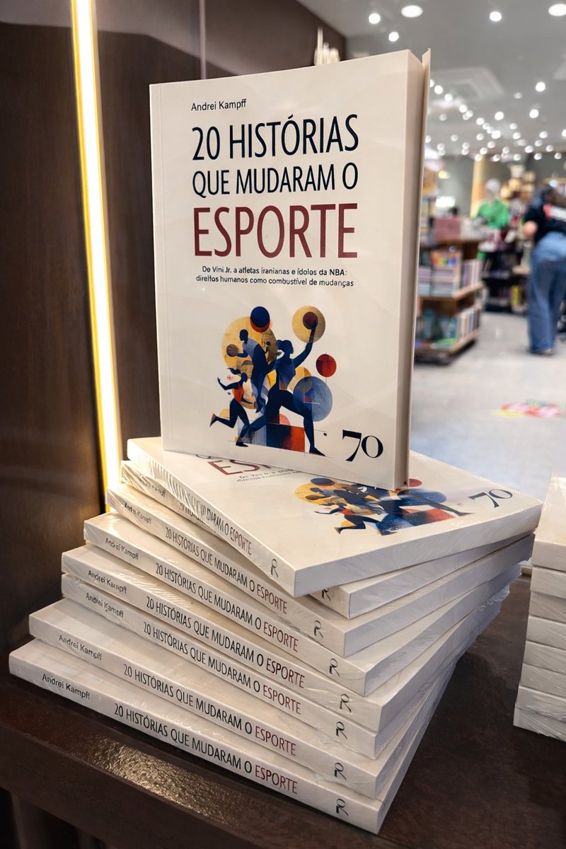 AndreiKampff's tweet photo. Em uma livraria perto de você ! 

#20historiasquemudaramoesporte https://t.co/Yem9pKzsYA