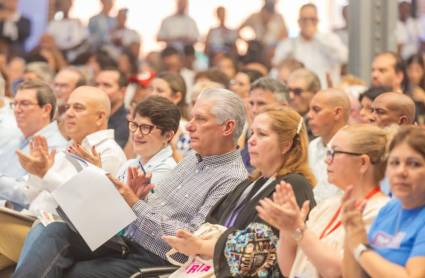 Abre puertas en La Habana la V edición del Coloquio Internacional Patria (+fotos y posts) 
juventudrebelde.cu/internacionale… 
#SanctiSpíritusEnMarcha 
<a href="/GilMursuli/">Edilio Gil Mursuli</a>