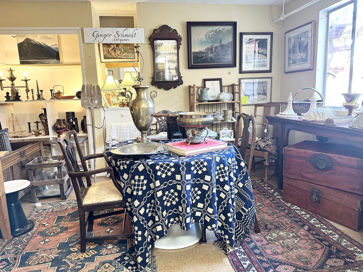 RedRoosterMall's tweet image. Stop By 🛑 We’re OPEN Today 11-4 ⏰ #homedecorideas #antiques #giftideas #shopwhidbeyisland #FreelandWa