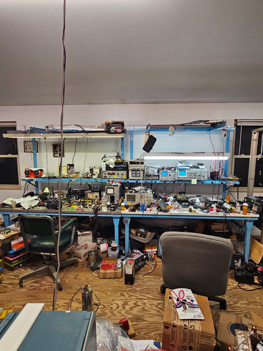 Bruce Bower tweet media