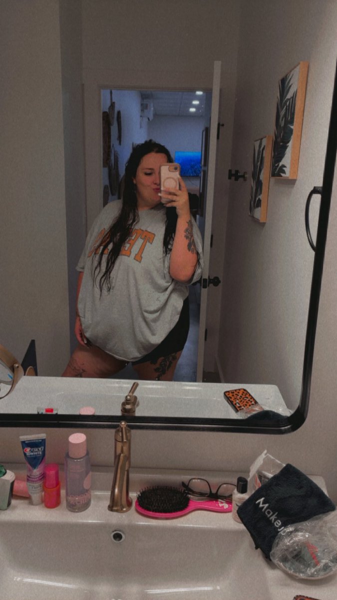 thealliefaith tweet media