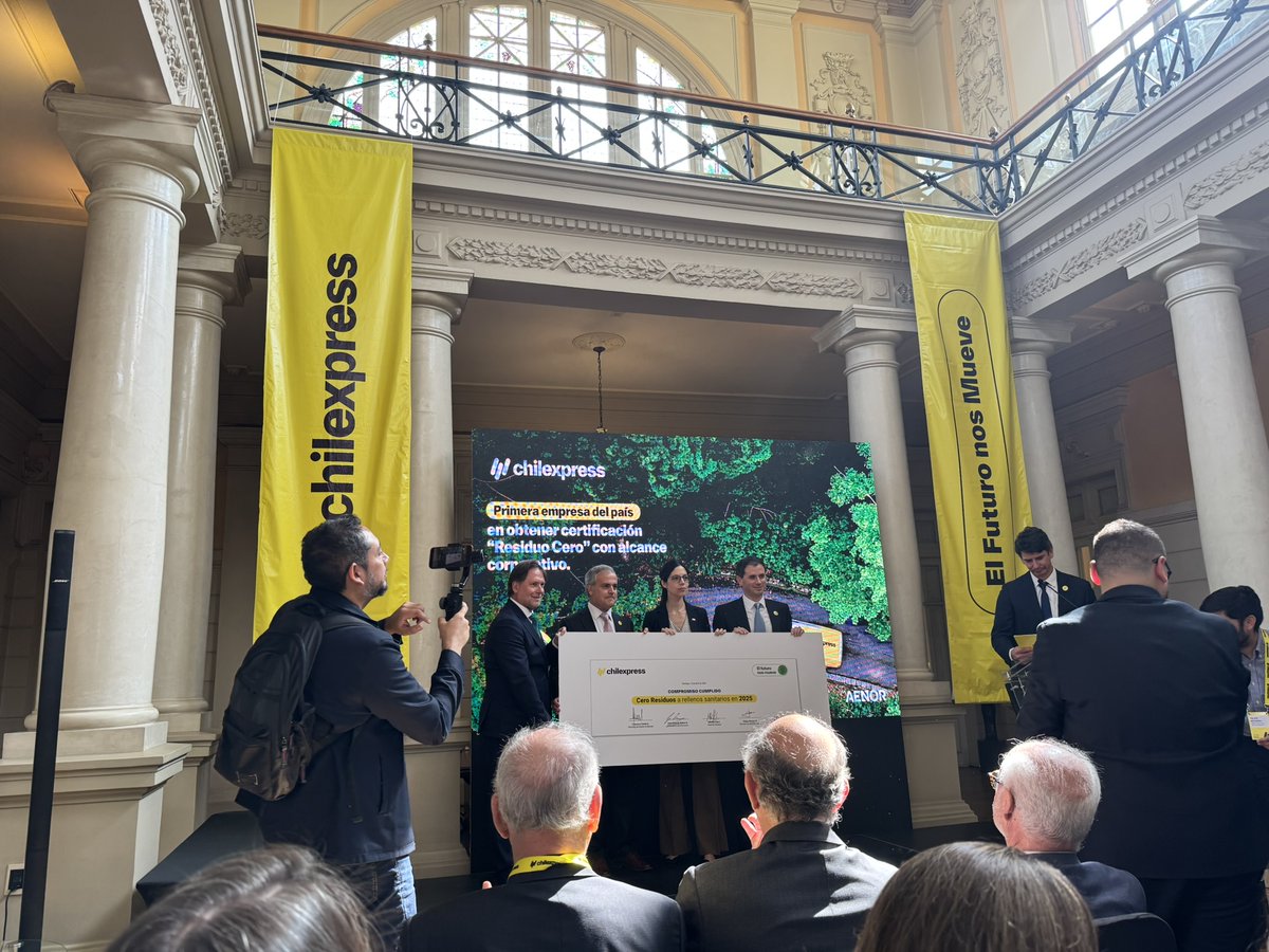 Marcelo Mena-Carrasco 🚲♻️ 🇨🇱 tweet media