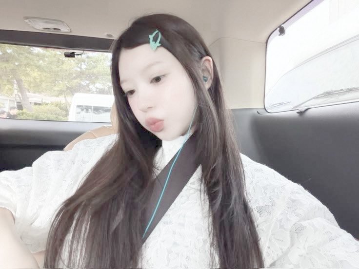 ৬ৎ 𝐹𝒶𝓌𝓃⋆ ˚. tweet media